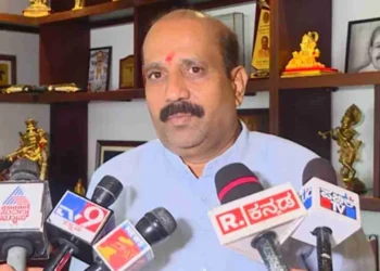 ಲೋಕಸಭಾ ಚುನಾವಣೆಯಲ್ಲಿ ಕಾಂಗ್ರೆಸ್ಸಿಗೆ ಬೆಂಬಲಿಸಿದ ಶಾಸಕರನ್ನು ವಜಾ ಮಾಡಿದ್ದೀರಾ?- ಬಿಜೆಪಿ ಶಿಸ್ತು ಸಮಿತಿಗೆ ಪ್ರಶ್ನೆ ಮಾಡಿದ ರಘುಪತಿ ಭಟ್​ 