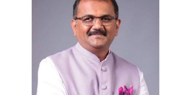 ಎಂ.ಎಲ್.ಸಿ ಚುನಾವಣೆ ಮತ ಎಣಿಕೆ : ಬಿಜೆಪಿ ಅಭ್ಯರ್ಥಿ ಡಾ. ಸರ್ಜಿ 3ನೇ ಸುತ್ತಿನಲ್ಲೂ ಮುನ್ನಡೆ!