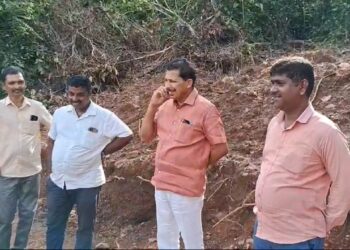 ಕಾಡಾನೆ ಸಂಚಾರ : ಸ್ಥಳಕ್ಕೆ ಭೇಟಿ ನೀಡಿದ ಮಾಜಿ ಶಾಸಕ ಸಂಜೀವ ಮಠಂದೂರು : ಅರಣ್ಯ ಇಲಾಖೆ ಶೀಘ್ರ ಪರಿಹಾರ ನೀಡುವಂತೆ ಆಗ್ರಹ