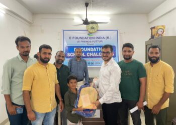 ಇ ಫೌಂಡೇಶನ್ (ಇ ಫ್ರೆಂಡ್ಸ್ ) ವತಿಯಿಂದ ಸ್ಕೂಲ್ ಚಲೋ ಕಾರ್ಯಕ್ರಮ