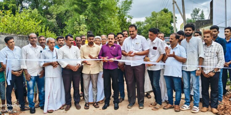 ಎನ್ ಆರ್ ಸಿ ಸಿ- ಅಮ್ಮುಂಜ ನೂತನ ಕಾಂಕ್ರೀಟ್ ರಸ್ತೆ ಉದ್ಘಾಟನೆ : ಚುನಾವಣಾ ಪೂರ್ವದಲ್ಲಿ ಶಿಲಾನ್ಯಾಸಗೈದ ಕಾಮಗಾರಿ ಆರಂಭವಾಗಿದೆ – ಶಾಸಕ ಅಶೋಕ್ ರೈ