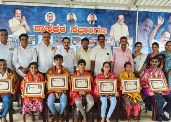 ಪ್ರತಿಭಾವಂತ ವಿದ್ಯಾರ್ಥಿಗಳಿಗೆ ಶಾಸಕರಿಂದ ಗೌರವ ಸನ್ಮಾನ : ನೀಟ್ ಹಗರಣ ವಿದ್ಯಾರ್ಥಿಗಳ ಪಾಲಿಗೆ ಬಹು ದೊಡ್ಡ ದುರಂತವಾಗಿದೆ – ಅಶೋಕ್ ರೈ