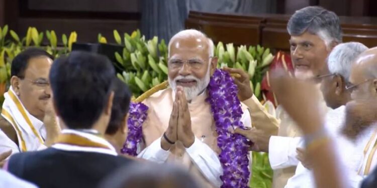 ಲೋಕಸಭಾ ಚುನಾವಣೆ ಬಳಿಕ ಎನ್‌ಡಿಎ ಮೈತ್ರಿಕೂಟದ ಮಹತ್ವದ ಸಭೆ : ಸತತ 3ನೇ ಬಾರಿಗೆ ಎನ್‌ಡಿಎ ನಾಯಕರಾಗಿ ನರೇಂದ್ರ ಮೋದಿ