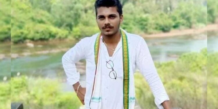 ಕಾರಿನಲ್ಲಿ ಲೈಂಗಿಕ ದೌರ್ಜನ್ಯ.. ವಿಡಿಯೋ ಮಾಡಿಕೊಳ್ಳುತ್ತಿದ್ದ ವಿಕೃತಕಾಮಿ ಪರಾರಿ; ಪೊಲೀಸರಿಂದ ಹುಡುಕಾಟ