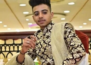 ಗುರಾಯಿಸಿದ್ದಕ್ಕೆ ಯುವಕರ ನಡುವೆ ಗಲಾಟೆ : ಮಾರಕಾಸ್ತ್ರಗಳಿಂದ ಕೊಚ್ಚಿ ಯುವಕನ ಬರ್ಬರ ಹತ್ಯೆ