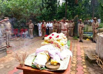 ಸುಬ್ರಹ್ಮಣ್ಯ ಠಾಣಾ ಹೆಡ್ ಕಾನ್ಸ್ಟೇಬಲ್ ನಾರಾಯಣ ಕಳಿಗೆ ನಿಧನ ; ಇಂದು ಅಂತ್ಯಸಂಸ್ಕಾರ : ಪೊಲೀಸ್ ಇಲಾಖೆಯಿಂದ ಅಂತಿಮ ನಮನ