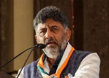 ‘ಬಾಯಿ ಮುಚ್ಚಿಕೊಂಡು ಇದ್ದರೆ ಒಳಿತು’ ; ಶಾಸಕರಿಗೆ ಡಿಕೆಶಿ ಎಚ್ಚರಿಕೆ