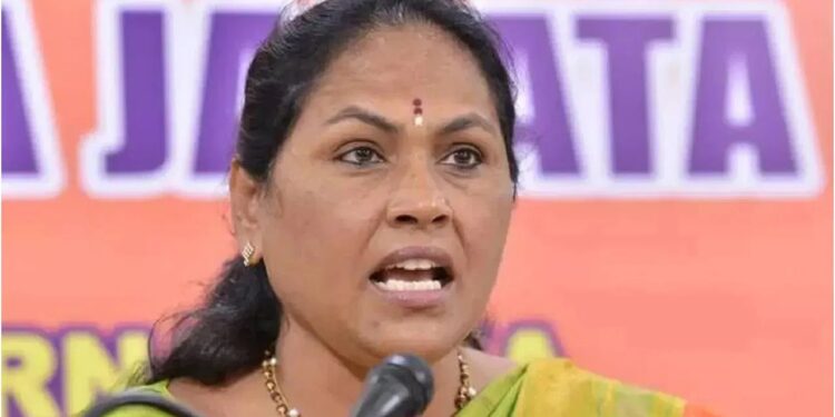 ‘ದರ್ಶನ್ ಕಾಂಗ್ರೆಸ್ ಪರ ಕೆಲಸ ಮಾಡಿದರೆಂದು ಶಾಮಿಯಾನ ಹಾಕಿ ರಕ್ಷಣೆ ಮಾಡುತ್ತಿದ್ದಾರಾ’.!? -ಶೋಭಾ ಕರಂದ್ಲಾಜೆ