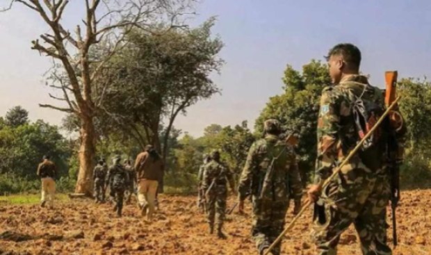 ಛತ್ತೀಸ್ಗಢದಲ್ಲಿ ಎನ್ಕೌಂಟರ್ : 8 ನಕ್ಸಲರು ಬಲಿ ; ಓರ್ವ ಯೋಧ ಹುತಾತ್ಮ