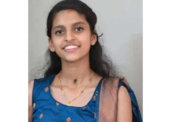 ದ್ವಿಚಕ್ರ ವಾಹನ ಡಿಕ್ಕಿ : ರಸ್ತೆ ಬದಿ ನಡೆದುಕೊಂಡು ಹೋಗುತ್ತಿದ್ದ ವಿದ್ಯಾರ್ಥಿನಿ ಮೃತ್ಯು..!!!