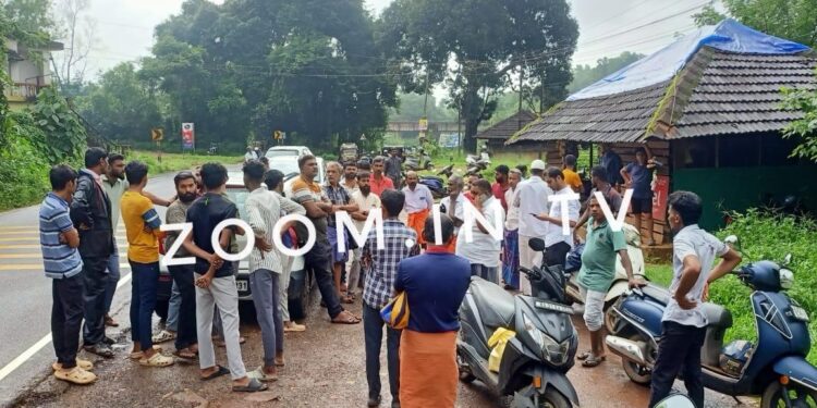 ಪುತ್ತೂರು : ಸರ್ವೆ ಸೇತುವೆ ಸಮೀಪ ದ್ವಿಚಕ್ರ ವಾಹನ ಪತ್ತೆ : ಯುವಕ ನದಿಗೆ ಹಾರಿರುವ ಶಂಕೆ!