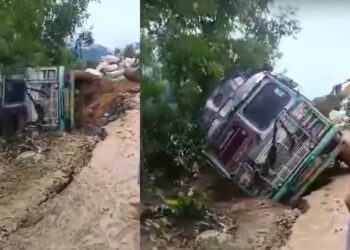 ನೋಡ ನೋಡುತ್ತಿದ್ದಂತೆಯೇ ಪ್ರಪಾತಕ್ಕೆ ಉರುಳಿ ಬಿದ್ದ ಲಾರಿ!