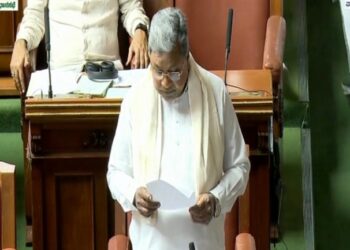 ಸರ್ಕಾರಿ ನೌಕರರಿಗೆ 7ನೇ ವೇತನ ಆಯೋಗದ ಶಿಫಾರಸು ಜಾರಿ – ಸಿಎಂ ಘೋಷಣೆ