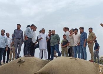 ಮಂಗಳೂರು : ಕಡಲ್ಕೊರೆತ ಪ್ರದೇಶಗಳಿಗೆ ಸ್ಪೀಕರ್ ಖಾದರ್ ಭೇಟಿ