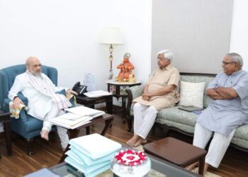 ಬಾಂಗ್ಲಾದೇಶದಲ್ಲಿನ ಹಿಂದೂಗಳ ಪರವಾಗಿ ಅಮಿತ್ ಶಾ ರನ್ನು ಭೇಟಿ ಮಾಡಿದ ವಿ.ಹಿಂ.ಪ. ಪ್ರಮುಖರು