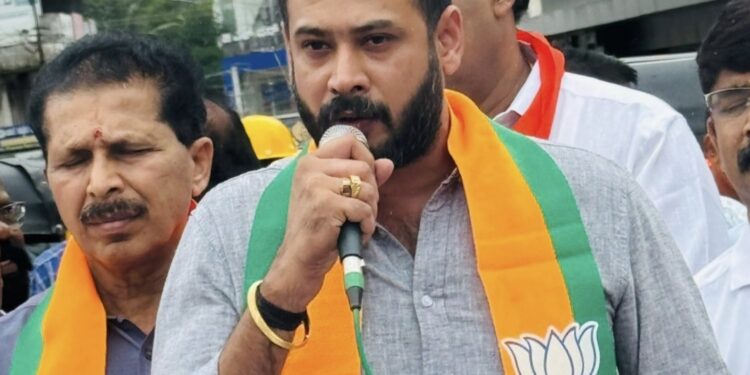 ಚೂರಿ ಇರಿತ ಪ್ರಕರಣ : ‘ವಿದ್ಯಾರ್ಥಿ ಮೇಲೆ ದಾಖಲಿಸಿದ ಸುಳ್ಳು ಕೇಸ್ ಕೂಡಲೇ ಹಿಂತೆಗೆದುಕೊಳ್ಳಬೇಕು’ – ನಂದನ್ ಮಲ್ಯ