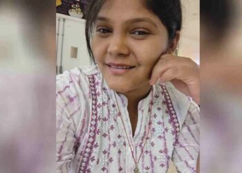 ಪ್ರೇಮ ವೈಫಲ್ಯ : ರೈಲಿಗೆ ತಲೆಕೊಟ್ಟು ಯುವತಿ ಆತ್ಮಹತ್ಯೆ!