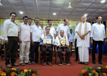 ಸತತ 3ನೇ ಬಾರಿಗೆ ದ.ಕ. ಜಿಲ್ಲಾ ಕೇಂದ್ರ ಸಹಕಾರಿ ಬ್ಯಾಂಕಿನಿಂದ ನೀಡುವ ಸಾಧನಾ ಪ್ರಶಸ್ತಿ ಮುಡಿಗೇರಿಸಿಕೊಂಡ ವಿಟ್ಲ ಗ್ರಾಮೀಣ ಸಹಕಾರಿ ಬ್ಯಾಂಕ್