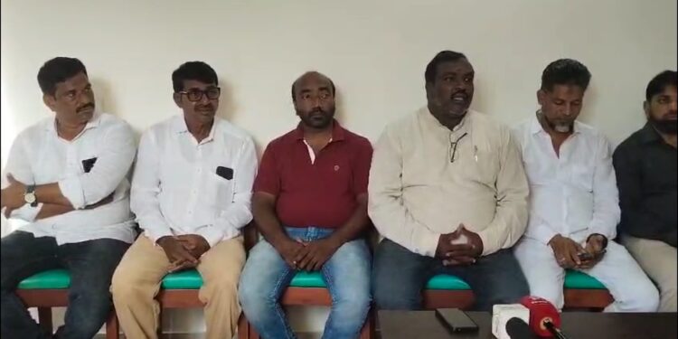 ಅತ್ಯಾಚಾರ ಪ್ರಕರಣ : ಮುಸ್ಲಿಂ ಮುಖಂಡರಿಂದ ಪತ್ರಿಕಾಗೋಷ್ಠಿ