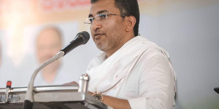 ಭರತ್ ಶೆಟ್ಟಿರವರಿಗೆ ಮತ ನೀಡಿದ್ದು ಪಾಕಿಸ್ತಾನಿಯರೇ? ; ಕ್ಷೇತ್ರದ ಜನತೆಗೆ ಕ್ಷಮೆಯಾಚಿಸ್ಬೇಕು – ಕೆಪಿಸಿಸಿ ಪ್ರಧಾನ ಕಾರ್ಯದರ್ಶಿ ಇನಾಯತ್ ಅಲಿ