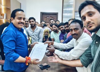 ಟ್ರಾಫಿಕ್ ಪೊಲೀಸರಿಂದ ಕಬಕದಲ್ಲಿ ನಿತ್ಯ ಕಿರುಕುಳ ಆರೋಪ : ಸಾರ್ವಜನಿಕರಿಂದ ಶಾಸಕರಿಗೆ ಮನವಿ