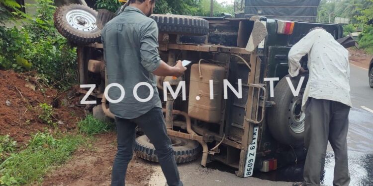 ಪುತ್ತೂರು : ನಿಯಂತ್ರಣ ತಪ್ಪಿ ಜೀಪ್ ಪಲ್ಟಿ!