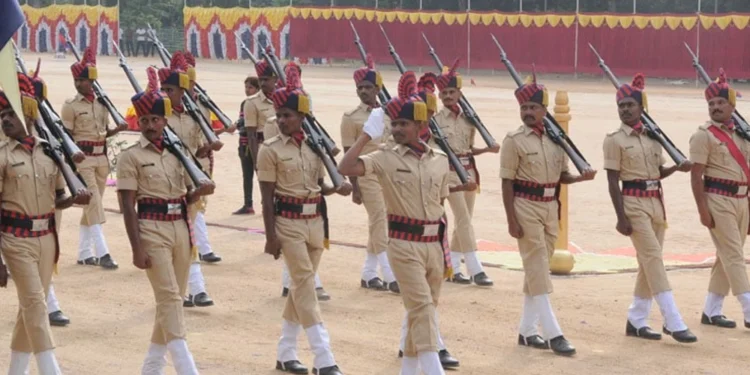 ಕಾನ್ಸ್ಟೇಬಲ್ ಹುದ್ದೆಗಳಿಗೆ ಕಾಲ್ ಫಾರ್ಮ್​ : ಇಲಾಖೆಯಲ್ಲಿ ಹೇಗೆ ಆಯ್ಕೆ ಮಾಡಲಾಗುತ್ತದೆ!? ಇಲ್ಲಿದೆ ಮಾಹಿತಿ