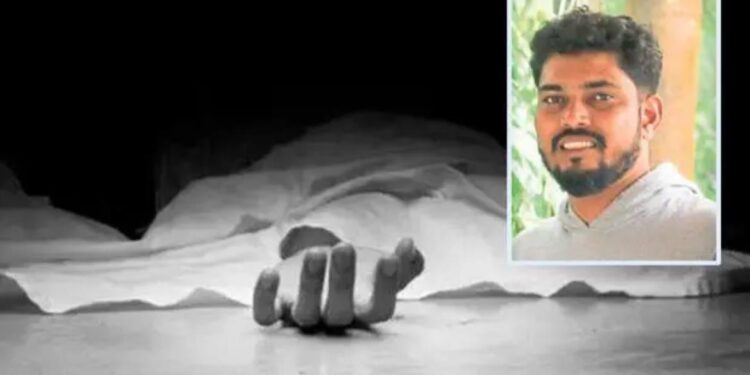 ಕ್ರಿಕೆಟ್ ಆಡುತ್ತಿರುವಾಗಲೇ ಹೃದಯಾಘಾತ : ಯುವಕ ಸಾವು