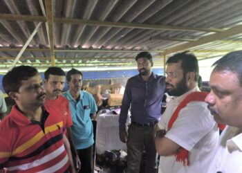 ಪುತ್ತೂರು : ಶಾರ್ಟ್ ಸರ್ಕ್ಯೂಟ್ ನಿಂದ ಅಗ್ನಿಗಾಹುತಿಯಾದ ಮಳಿಗೆಗೆ ಅರುಣ್ ಕುಮಾರ್ ಪುತ್ತಿಲ ಭೇಟಿ!