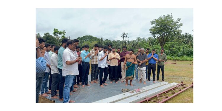 ವಿಜಯಸಾಮ್ರಾಟ್ ಪುತ್ತೂರು ವತಿಯಿಂದ ನಡೆಯುವ ಪುತ್ತೂರುದ ‘ಪಿಲಿಗೊಬ್ಬು- ಫುಡ್ ಫೆಸ್ಟ್-2024’ ಕಾರ್ಯಕ್ರಮಕ್ಕೆ ಚಪ್ಪರ ಮುಹೂರ್ತ