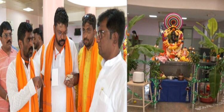 ಆಸ್ಪತ್ರೆಯಲ್ಲಿ ಗಣೇಶ ಮೂರ್ತಿ ಪ್ರತಿಷ್ಠಾಪಿಸಿದ್ದ ನೌಕರರಿಗೆ ನೋಟಿಸ್ ; ಹಿಂದೂ ಸಂಘಟನೆ ಆಕ್ರೋಶ