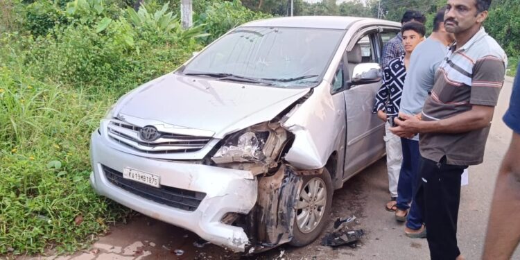 ಕರಾಯ : ಬೈಕ್-ಇನೋವಾ ನಡುವೆ ಡಿಕ್ಕಿ : ಬೈಕ್ ನಲ್ಲಿದ್ದ ಇಬ್ಬರು ಯುವಕರಿಗೆ ಗಂಭೀರ ಗಾಯ