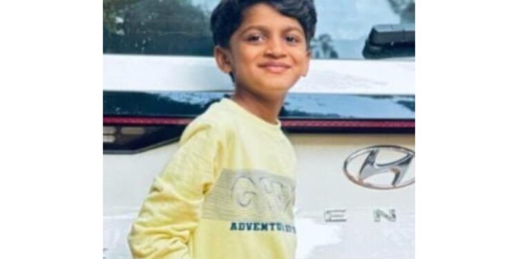 ಮನೆಯ ಅಂಗಳದಲ್ಲೇ ಕಾರು ಡಿಕ್ಕಿಯಾಗಿ ಬಾಲಕ ಮೃತ್ಯು!