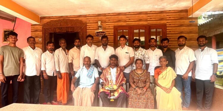 ‘ಅಗ್ನಿವೀರ್’ಗೆ ಆಯ್ಕೆಯಾದ ಪುನೀತ್ ಗೆ ಭಾಜಪಾ ಯುವ ಮೋರ್ಚಾ ಸುಳ್ಯಮಂಡಲದ ವತಿಯಿಂದ ಅಭಿನಂದನೆ