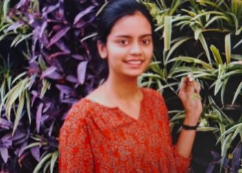 ಮಹಡಿಯಿಂದ ಬಿದ್ದು ಯುವತಿ ಸಾವು : ಡೆತ್‌ನೋಟ್ ಪತ್ತೆ!