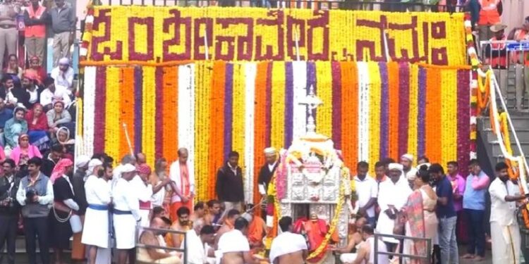 ತಲಕಾವೇರಿ ತೀರ್ಥೋದ್ಭವದ ಸಂಭ್ರಮ ; ತೀರ್ಥ ರೂಪಿಣಿಯಾಗಿ ದರ್ಶನ ಕೊಟ್ಟ ಕಾವೇರಿ