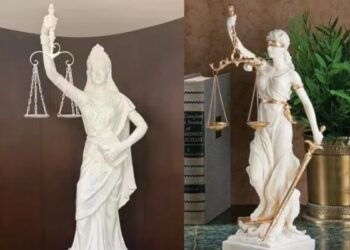 ಕಣ್ತೆರೆದ ನ್ಯಾಯದೇವತೆ ; ಕಣ್ಣಿಗೆ ಕಟ್ಟಿದ್ದ ಬಟ್ಟೆ ತೆರವುಗೊಳಿಸಿದ ಸುಪ್ರೀಂ ಕೋರ್ಟ್