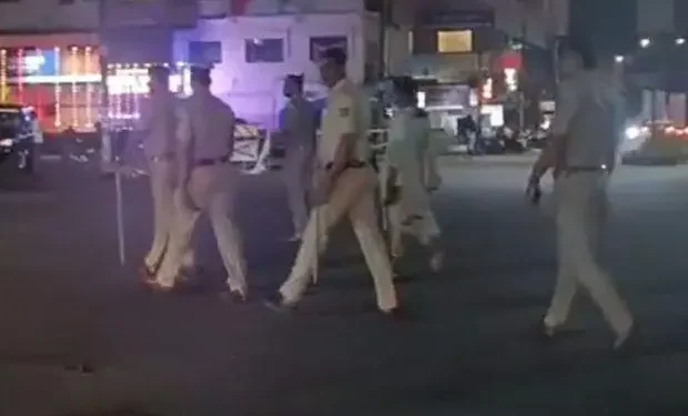 ಉಡುಪಿ : ವೇಶ್ಯಾವಾಟಿಕೆ,ಅವಧಿ ಮೀರಿ ಹೊಟೇಲ್‌ ವ್ಯವಹಾರ; ತಡರಾತ್ರಿ ಕಾರ್ಯಾಚರಣೆ