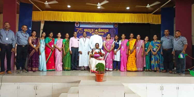 ನಿವೃತ್ತಿಗೊಂಡ ಸಂತ ಫಿಲೋಮಿನಾ ಅನುದಾನಿತ ಪ್ರೌಢಶಾಲೆಯದೈಹಿಕ ಶಿಕ್ಷಣ ಶಿಕ್ಷಕಿ ಐವಿ ಗ್ರೆಟ್ಟಾ ಪಾಸ್ರವರಿಗೆ ಬೀಳ್ಕೊಡುಗೆ