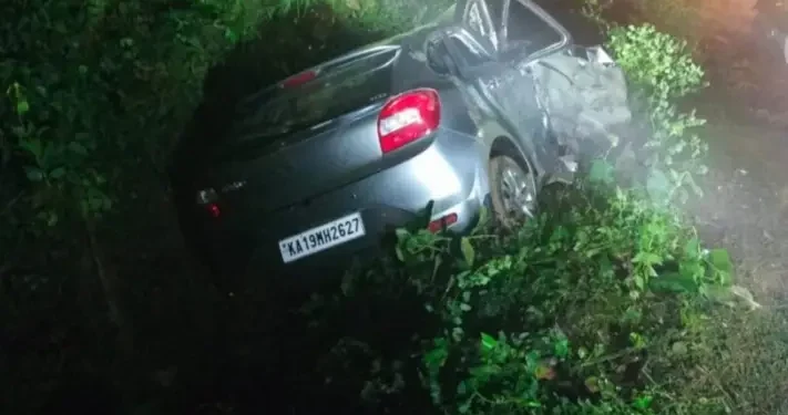 ಮಂಗಳೂರಿನಿಂದ ಮಡಿಕೇರಿಗೆ ತೆರಳುತ್ತಿದ್ದ ಕಾರು ಪಲ್ಟಿ: ನಾಲ್ವರು ಗಂಭೀರ..!!!