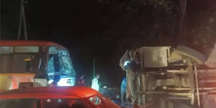 ಗುಂಡ್ಯ: ಬೆಳ್ಳಂಬೆಳಿಗ್ಗೆ ಸರಣಿ ಅಪಘಾತ : 20ಕ್ಕೂ ಹೆಚ್ಚು ಮಂದಿಗೆ ಗಾಯ