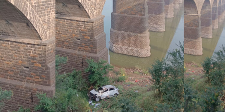 ಕೃಷ್ಣಾ ನದಿ ಸೇತುವೆ ಮೇಲಿಂದ ಬಿದ್ದ ಕಾರು – ಮೂವರು ಸ್ಥಳದಲ್ಲೇ ಸಾವು, ಮೂವರ ಸ್ಥಿತಿ ಗಂಭೀರ..!!