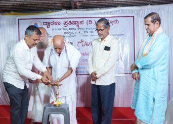 ದ್ವಾರಕಾ ಪ್ರತಿಷ್ಠಾನದ ವತಿಯಿಂದ ದೇರ್ಲದ ಸುರಭಿ ಗೋಶಾಲೆಯಲ್ಲಿ ದೀಪಾವಳಿಯ ಪ್ರಯುಕ್ತ ಗೋಪೂಜಾ ಕಾರ್ಯಕ್ರಮ”