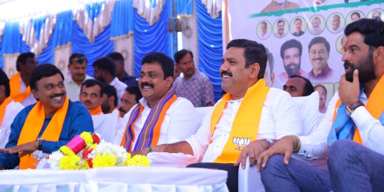 ಬಿಜೆಪಿ ರಾಜ್ಯಾಧ್ಯಕ್ಷ ಅಂಬೆಗಾಲಿಡುವ ಕೂಸು ಎಂದ ಸಿದ್ದರಾಮಯ್ಯಗೆ ವಿಧಾನ ಪರಿಷತ್ ಸದಸ್ಯ ಕಿಶೋರ್ ಕುಮಾರ್ ಪುತ್ತೂರು ತಿರುಗೇಟು