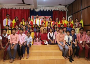 ರೇಡಿಯೋ ಪಾಂಚಜನ್ಯದಲ್ಲಿ ಕನ್ನಡ ಗೀತೆ ಗಾಯನ-ಚರ್ಚಾ ಸ್ಪರ್ಧೆ