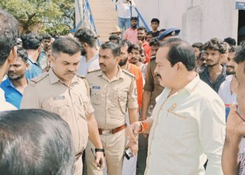 ಸಾಲ್ಮರ : ಮೃತ ಕೂಲಿ ಕಾರ್ಮಿಕನನ್ನು ರಸ್ತೆ ಬದಿ ಮಲಗಿಸಿ ಹೋದ ಪ್ರಕರಣ  :ಕಾನೂನು ಕ್ರಮಕೈಗೊಳ್ಳಲು ಶಾಸಕ ಅಶೋಕ್ ರೈ ಸೂಚನೆ