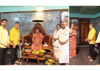 ವಿಶ್ವ ಹಿಂದೂ ಪರಿಷದ್ ನಿಯೋಗ ಎಡನೀರು ಮಠಕ್ಕೆ ಭೇಟಿ