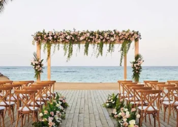 ಸಾಮೂಹಿಕ ನಗ್ನ ವಿವಾಹ, ವಿಶ್ವಕಂಡ ಅತ್ಯಂತ ವಿಚಿತ್ರ ಮದುವೆ