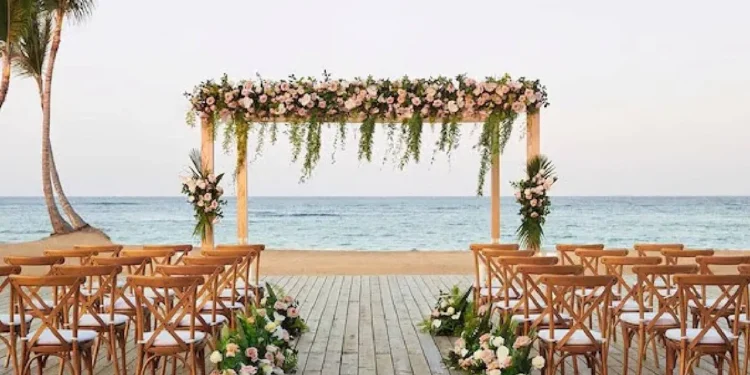 ಸಾಮೂಹಿಕ ನಗ್ನ ವಿವಾಹ, ವಿಶ್ವಕಂಡ ಅತ್ಯಂತ ವಿಚಿತ್ರ ಮದುವೆ