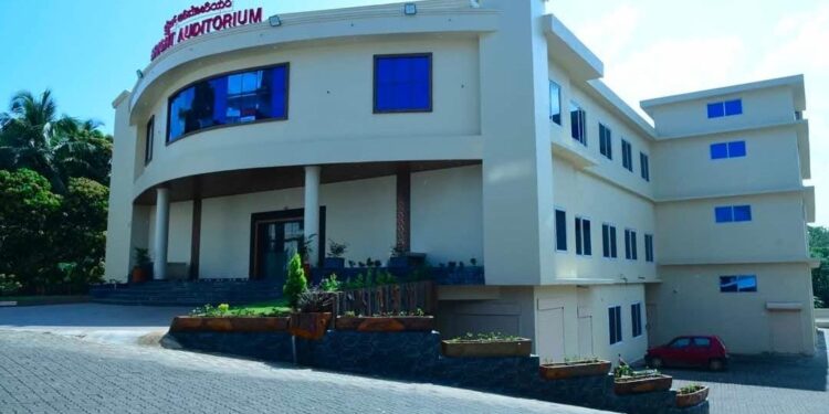 (ಡಿ.12) ವಿಟ್ಲ: ಮದುವೆ ಸಭಾಂಗಣ, ಕಾನ್ಫರೆನ್ಸ್ ಹಾಲ್, ಕಾರ್ಪೋರೆಟ್ ಇವೆಂಟ್ ಗಳಿಗಾಗಿ ಒಳಗೊಂಡಿರುವ ವ್ಯವಸ್ಥಿತ ಹಾಲ್ ಬ್ರೈಟ್ ಆಡಿಟೋರಿಯಂ ಶುಭಾರಂಭ..!!